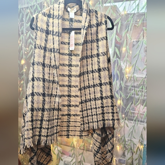 Ace Fashion Sweaters - Sleeveless Wrap